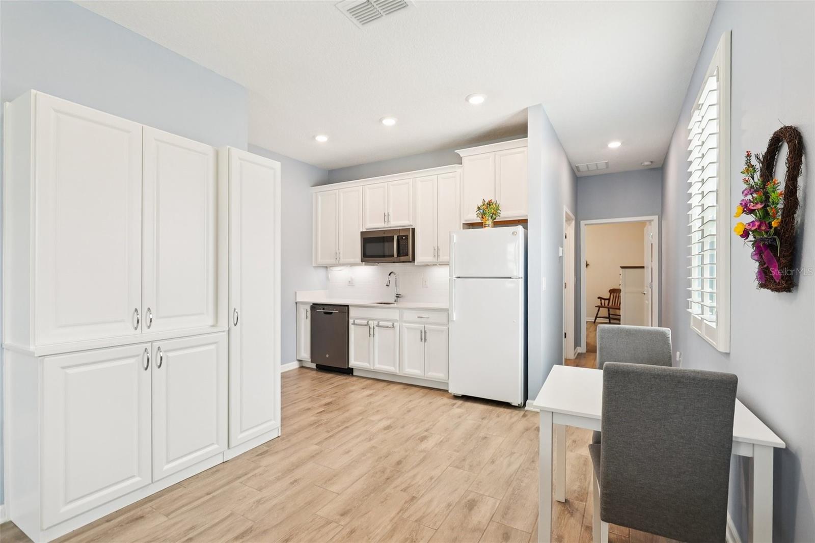 Image 10 of 64 For 49 White Horse Way