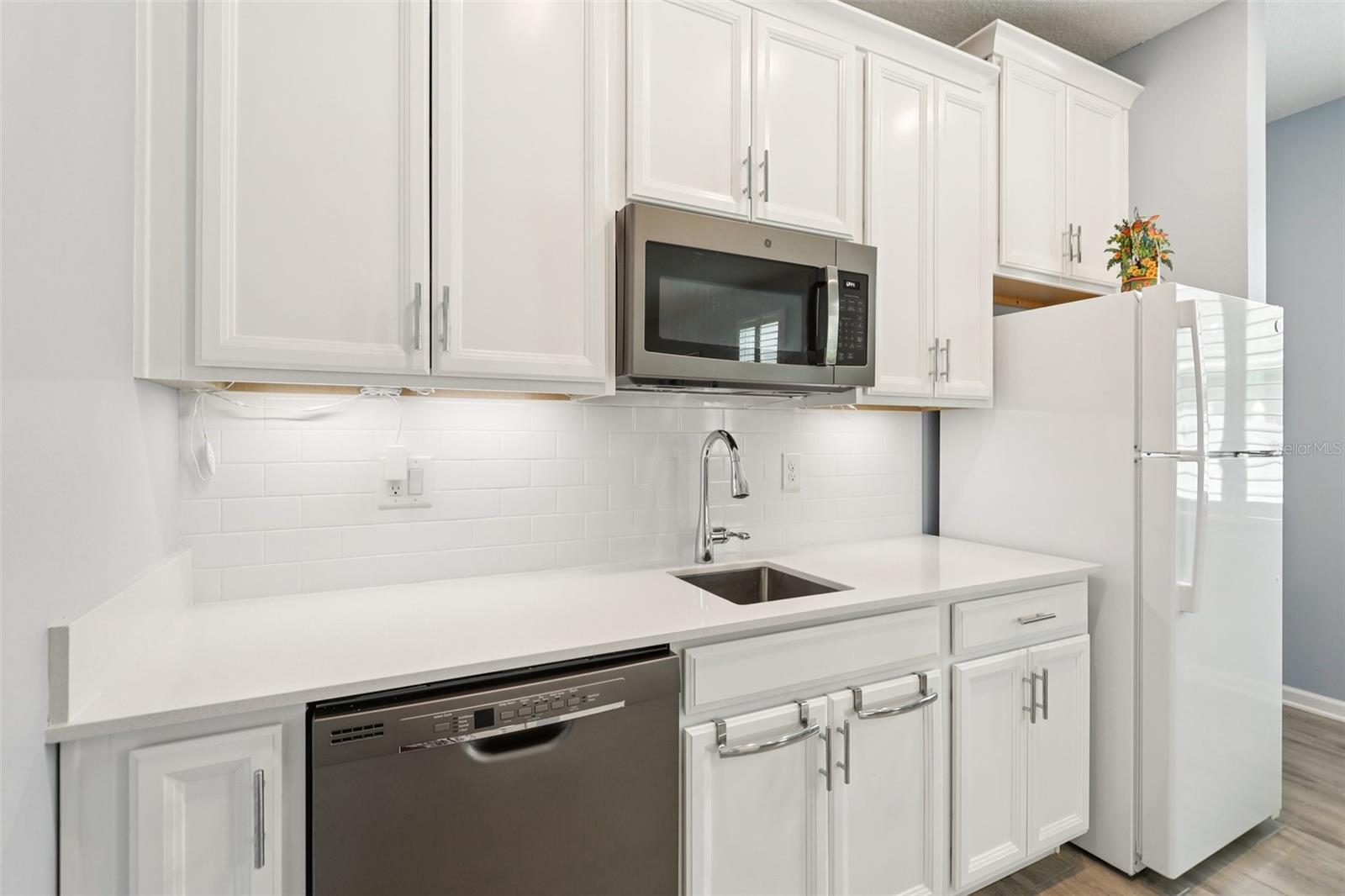 Image 12 of 64 For 49 White Horse Way