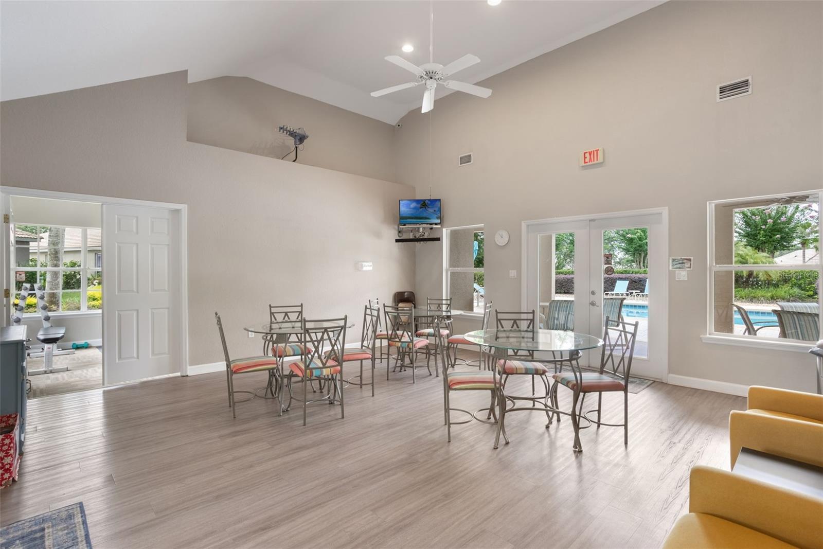 Image 37 of 39 For 9015 Saint Andrews Way Way