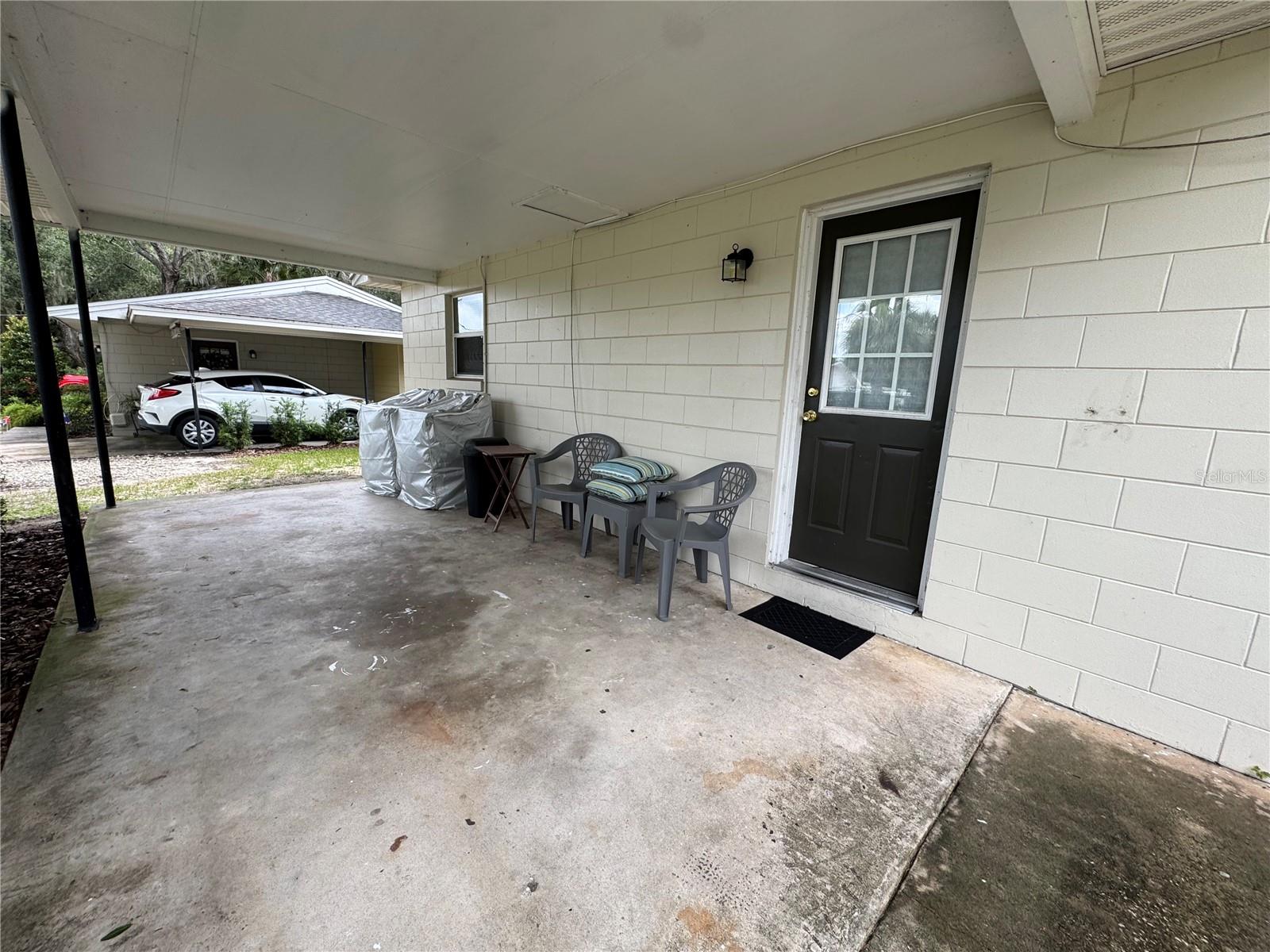 Image 3 of 17 For 503 Oak Avenue