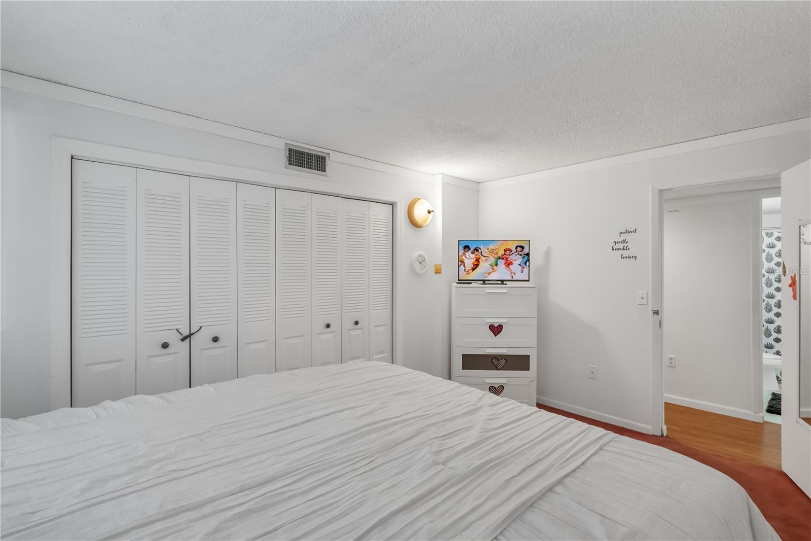 Image 12 of 31 For 3286 Semoran Boulevard 25