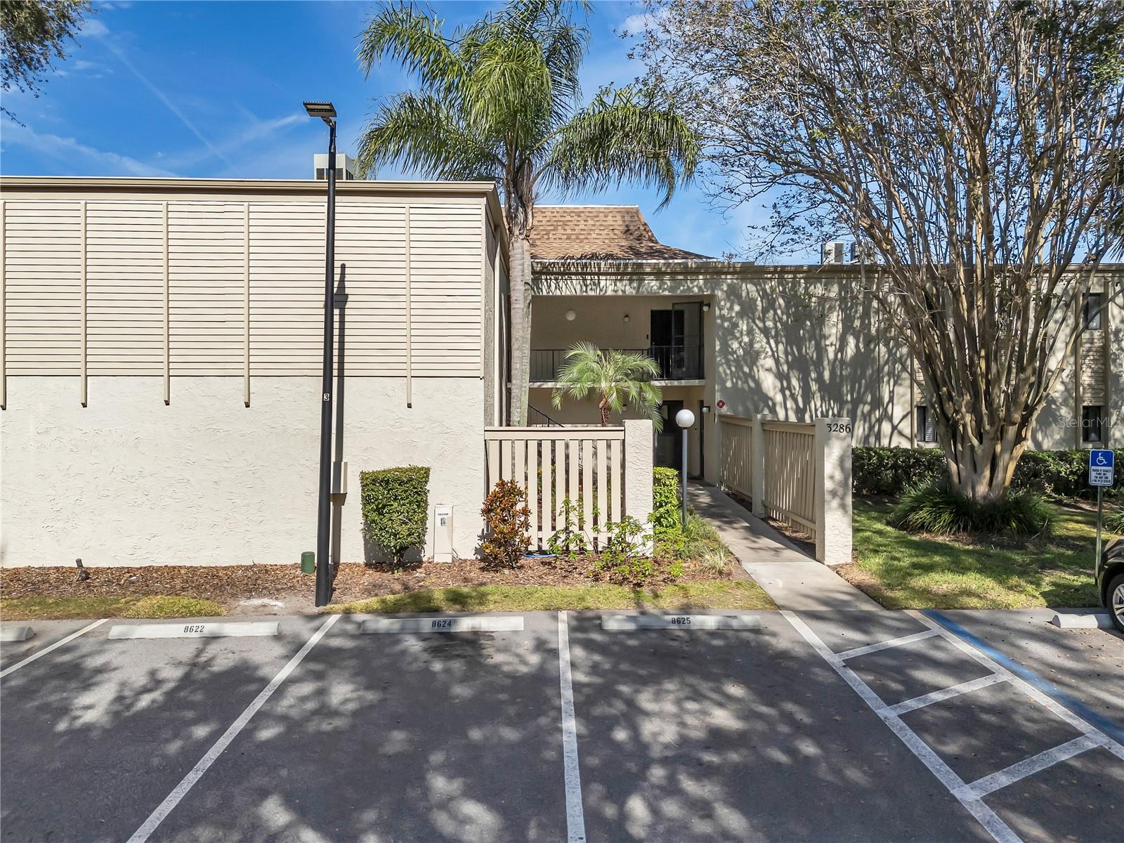 Image 16 of 31 For 3286 Semoran Boulevard 25