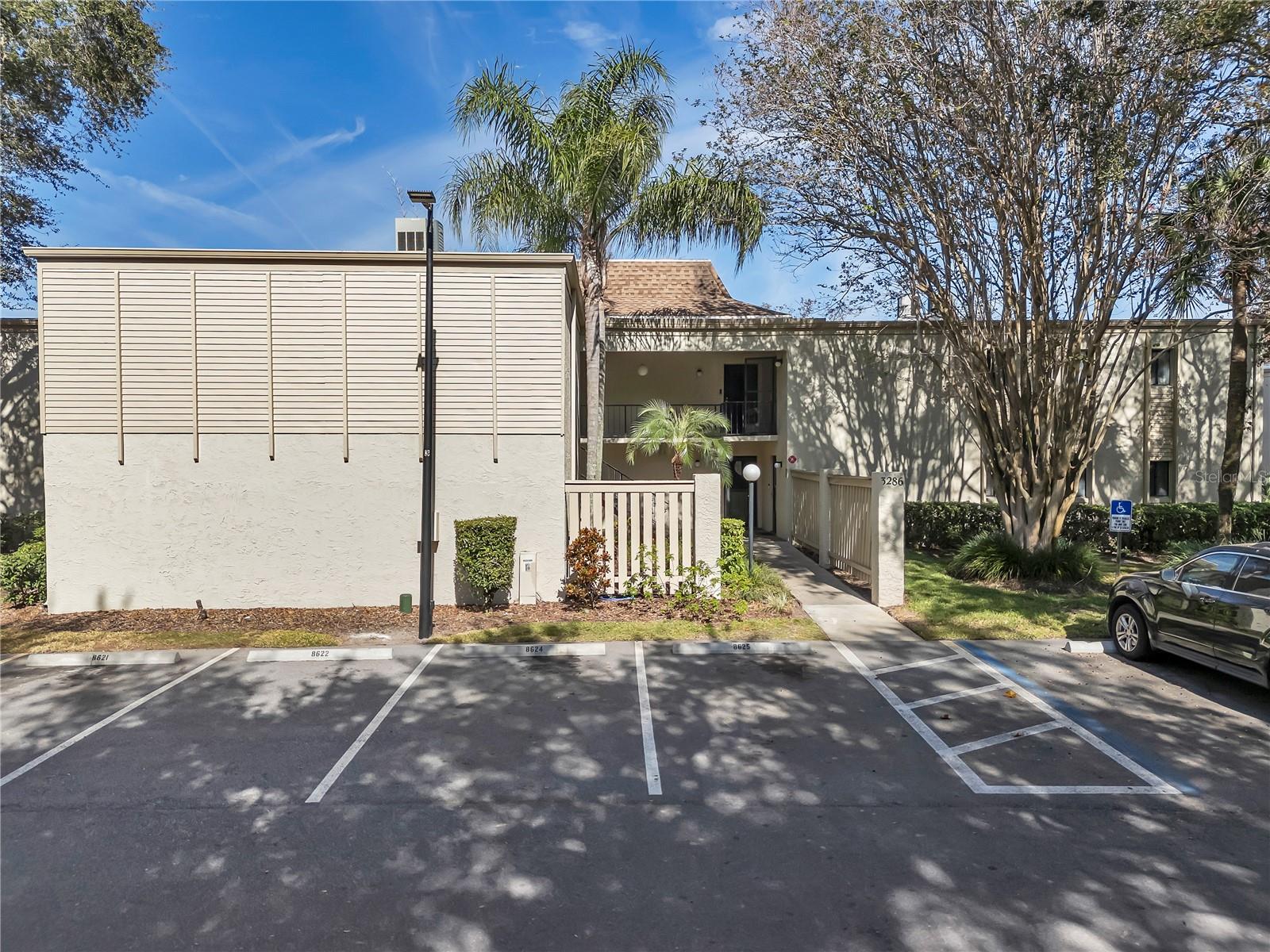 Image 17 of 31 For 3286 Semoran Boulevard 25