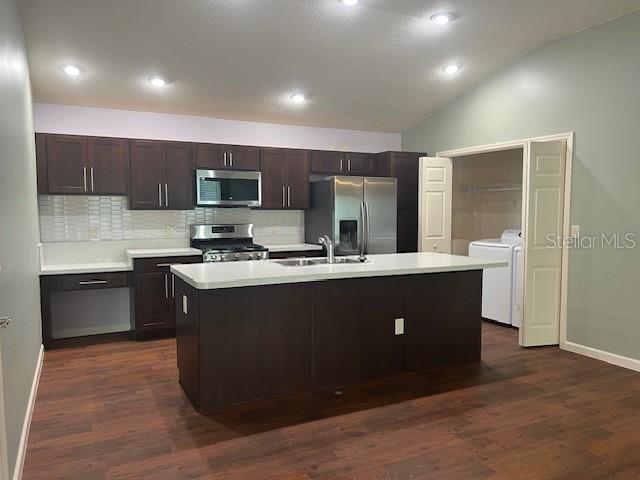 Image 3 of 14 For 2818 Feulner Place