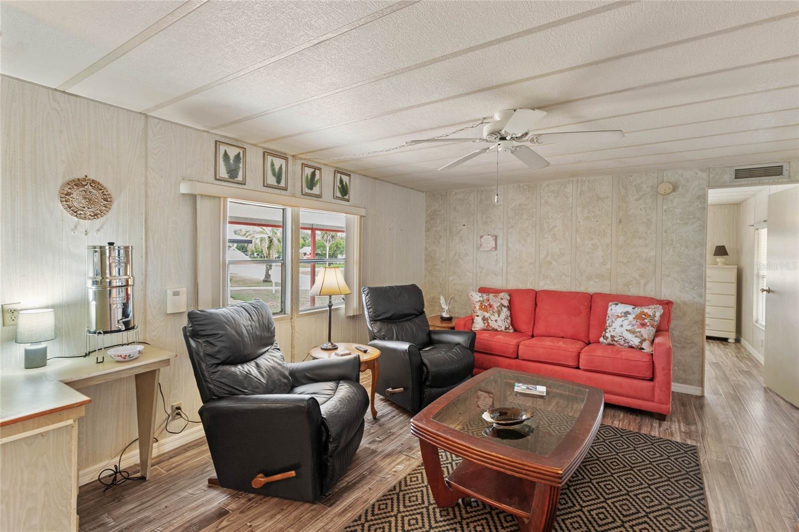 Image 22 of 27 For 805 Royal Palm Avenue