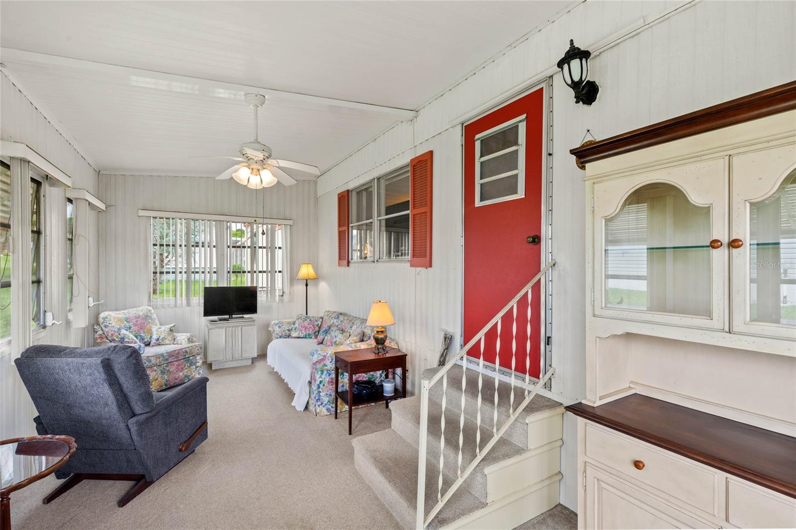 Image 26 of 27 For 805 Royal Palm Avenue