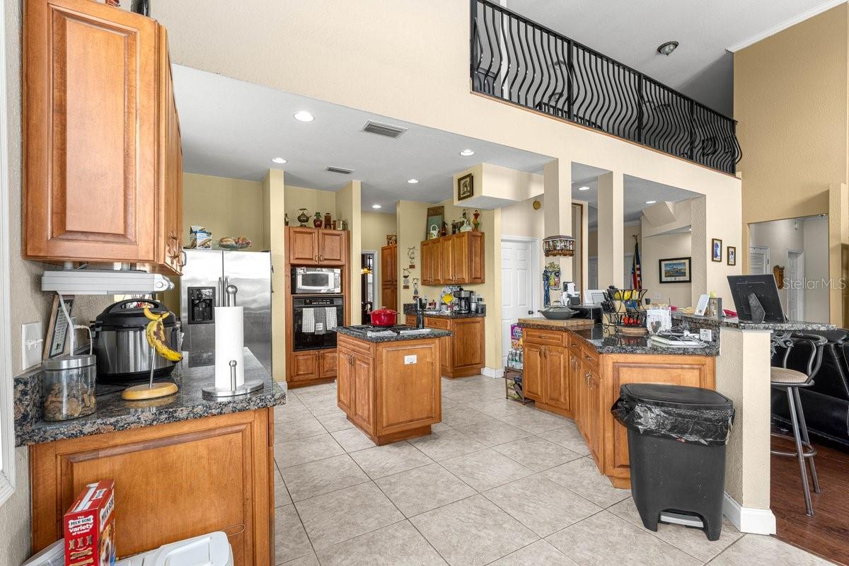 Image 60 of 93 For 12345 14th Avenue