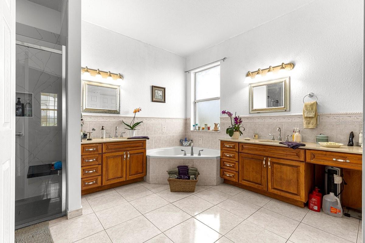 Image 69 of 93 For 12345 14th Avenue