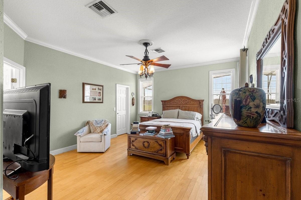 Image 71 of 93 For 12345 14th Avenue