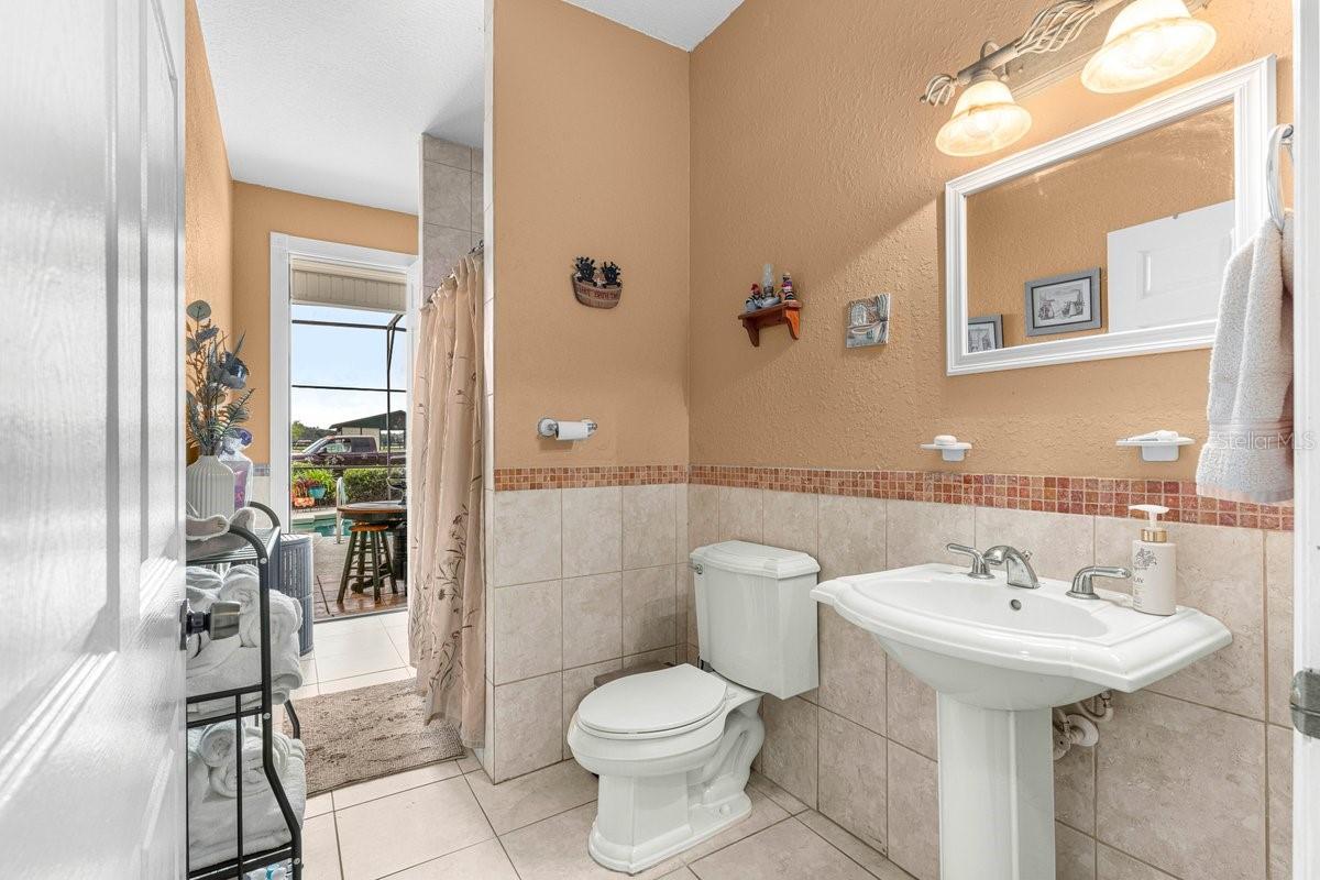 Image 75 of 93 For 12345 14th Avenue