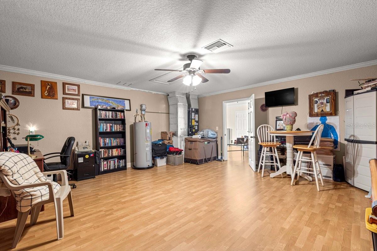 Image 87 of 93 For 12345 14th Avenue
