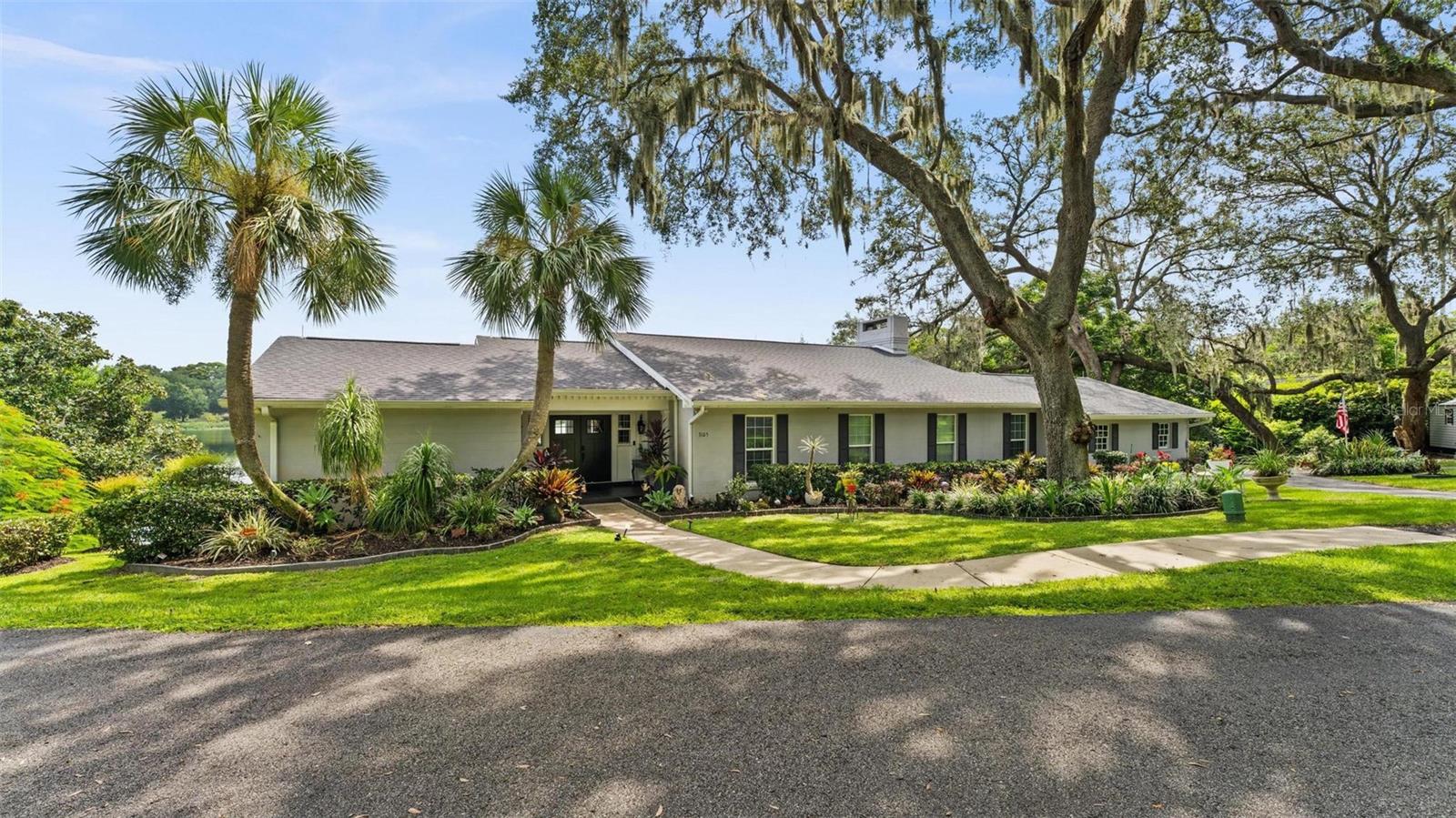 Details for 3105 Lakeshore Court, EUSTIS, FL 32726