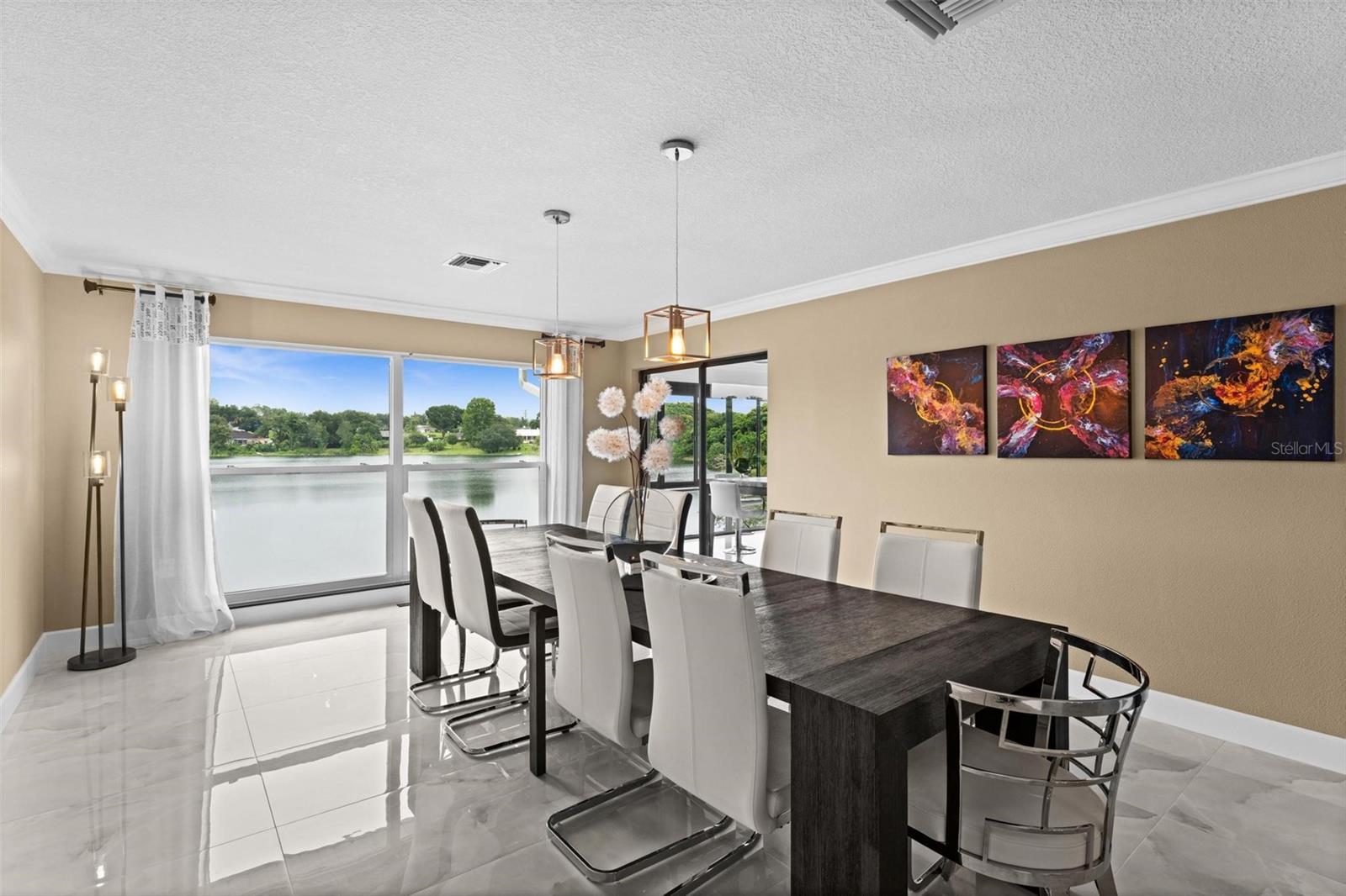 Image 11 of 60 For 3105 Lakeshore Court