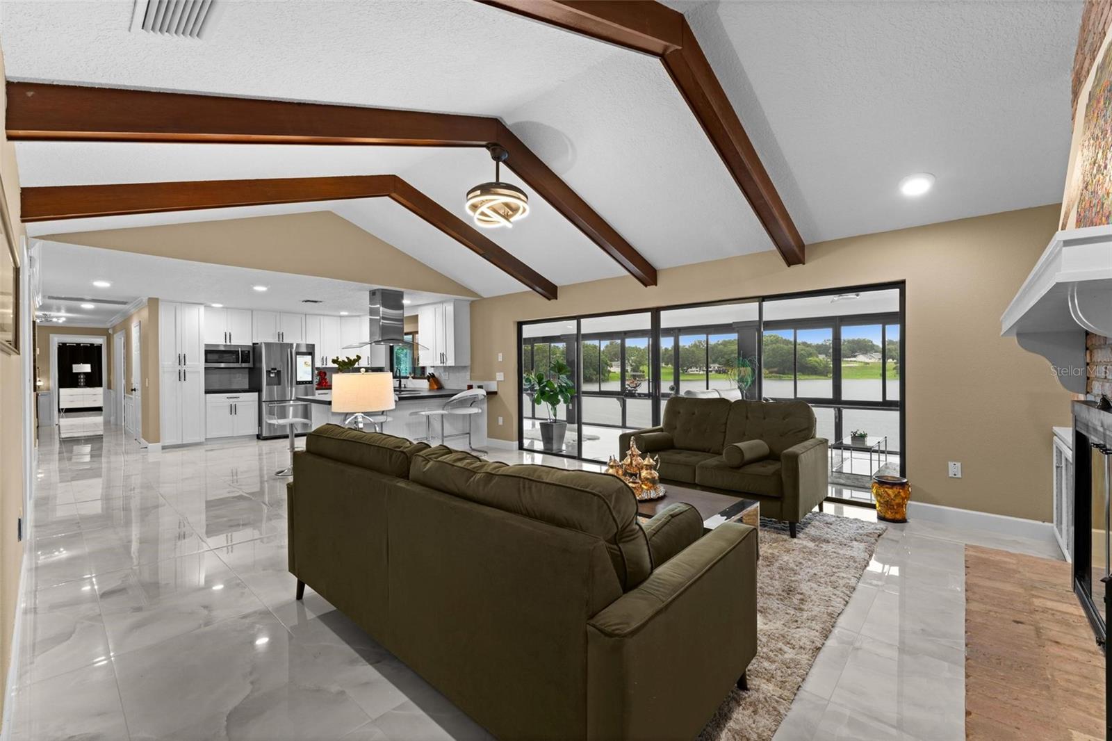 Image 20 of 60 For 3105 Lakeshore Court