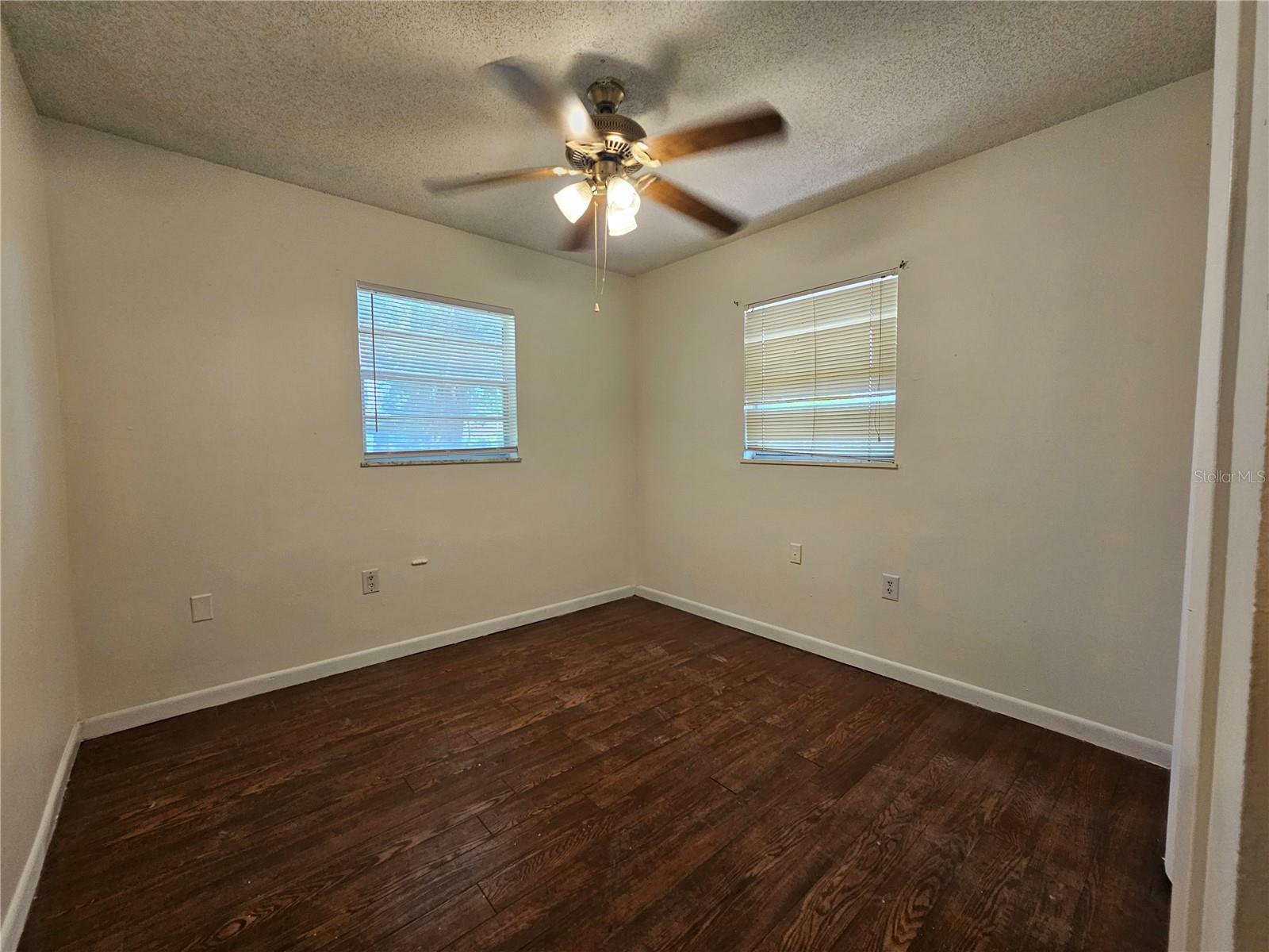 Image 13 of 16 For 5550 Saint Joseph Boulevard