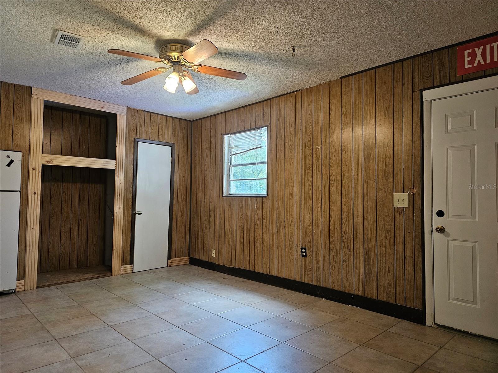 Image 8 of 16 For 5550 Saint Joseph Boulevard