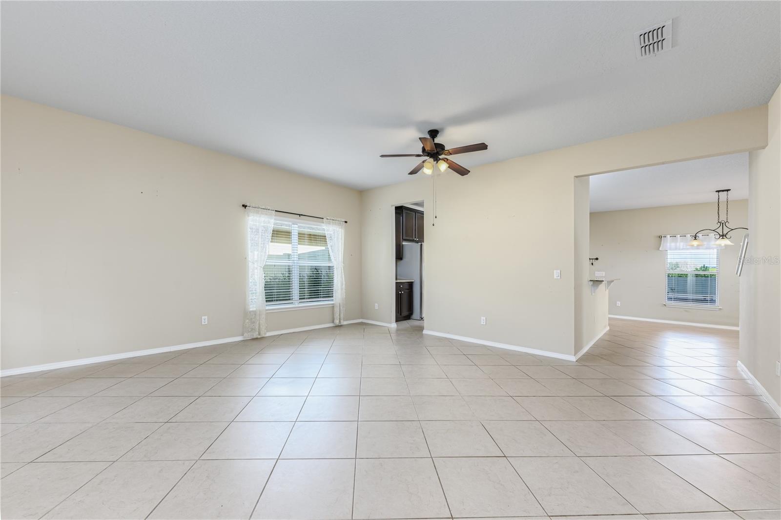 Image 15 of 53 For 30304 Cheval Street