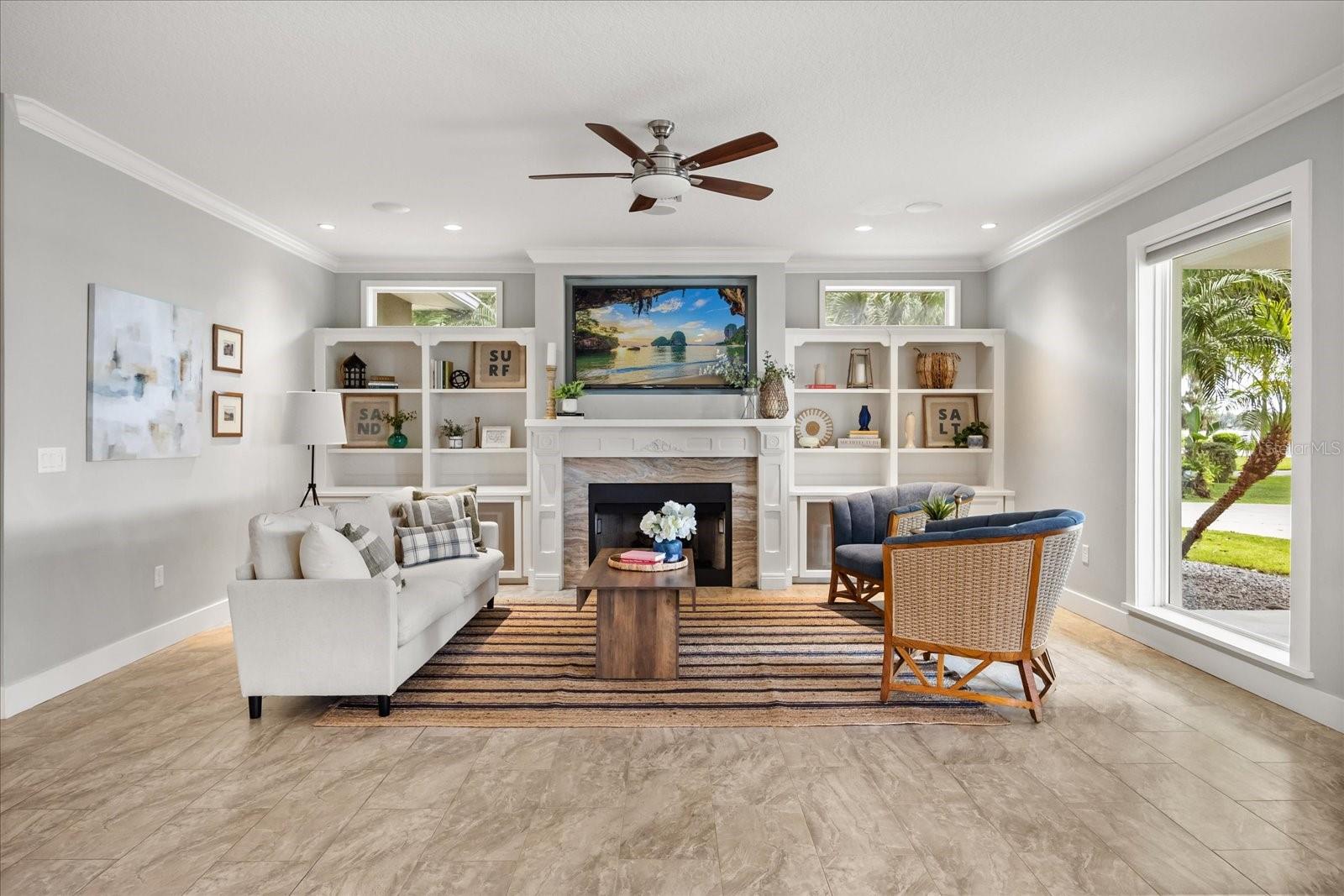 Image 6 of 63 For 2945 Lakeshore Drive