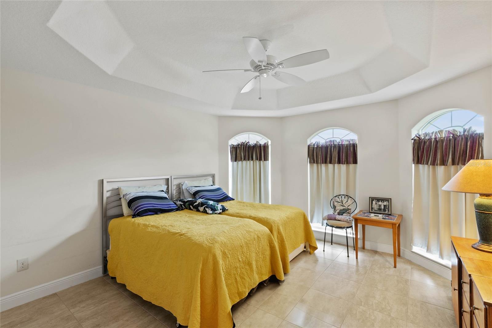 Image 15 of 31 For 1965 Gatehouse Terrace