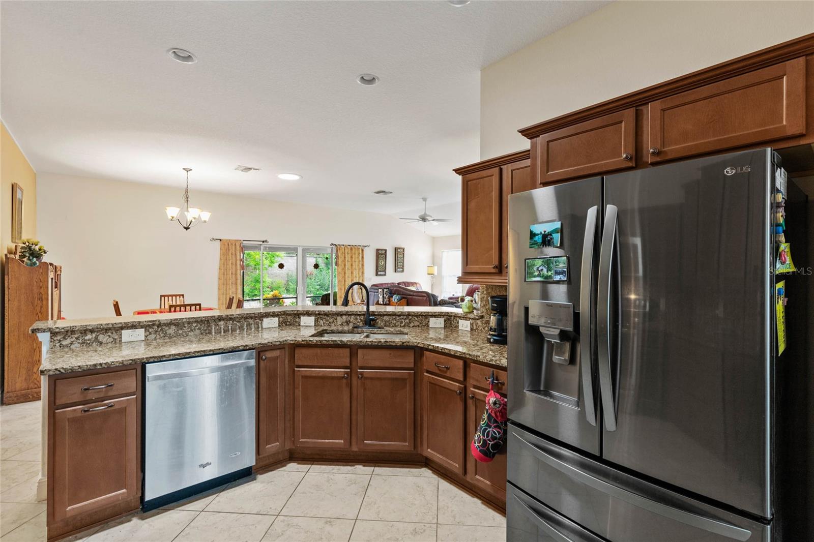 Image 20 of 31 For 1965 Gatehouse Terrace