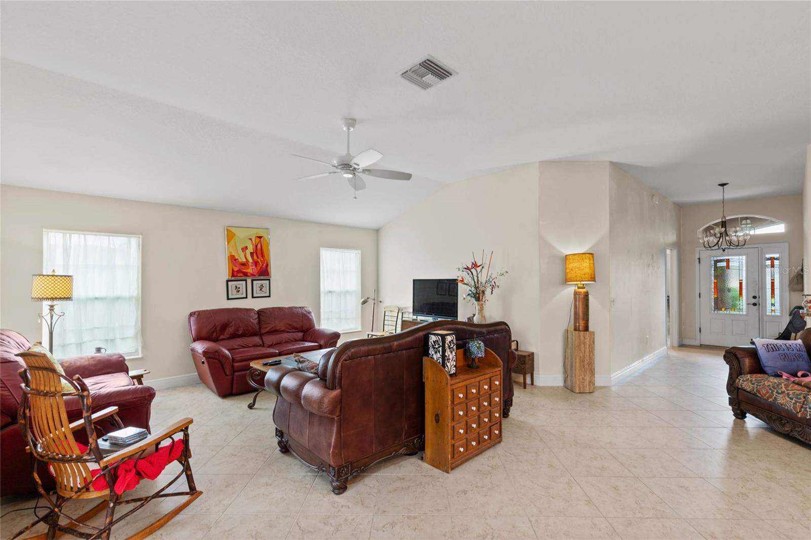 Image 26 of 31 For 1965 Gatehouse Terrace