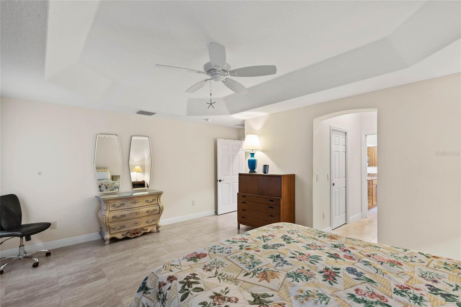 Image 30 of 31 For 1965 Gatehouse Terrace