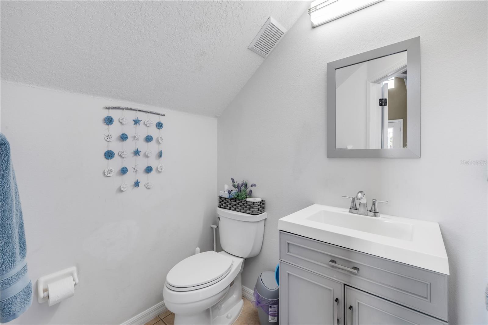 Image 10 of 43 For 6710 Sunquest Drive