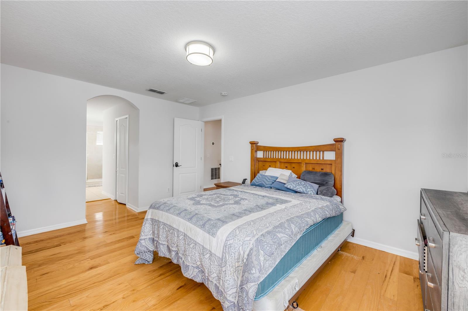 Image 32 of 43 For 6710 Sunquest Drive