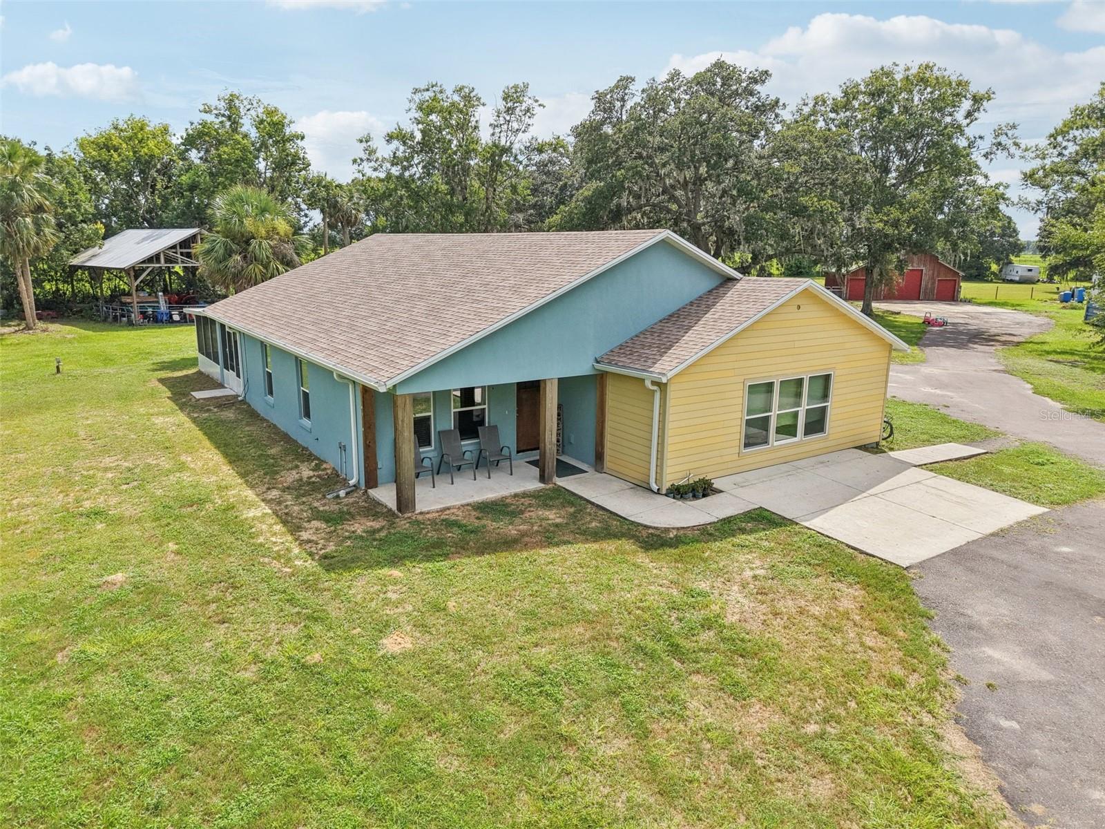 Details for 40535 Louise Road, UMATILLA, FL 32784