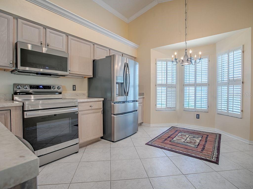 Image 10 of 41 For 4625 River Ridge Drive