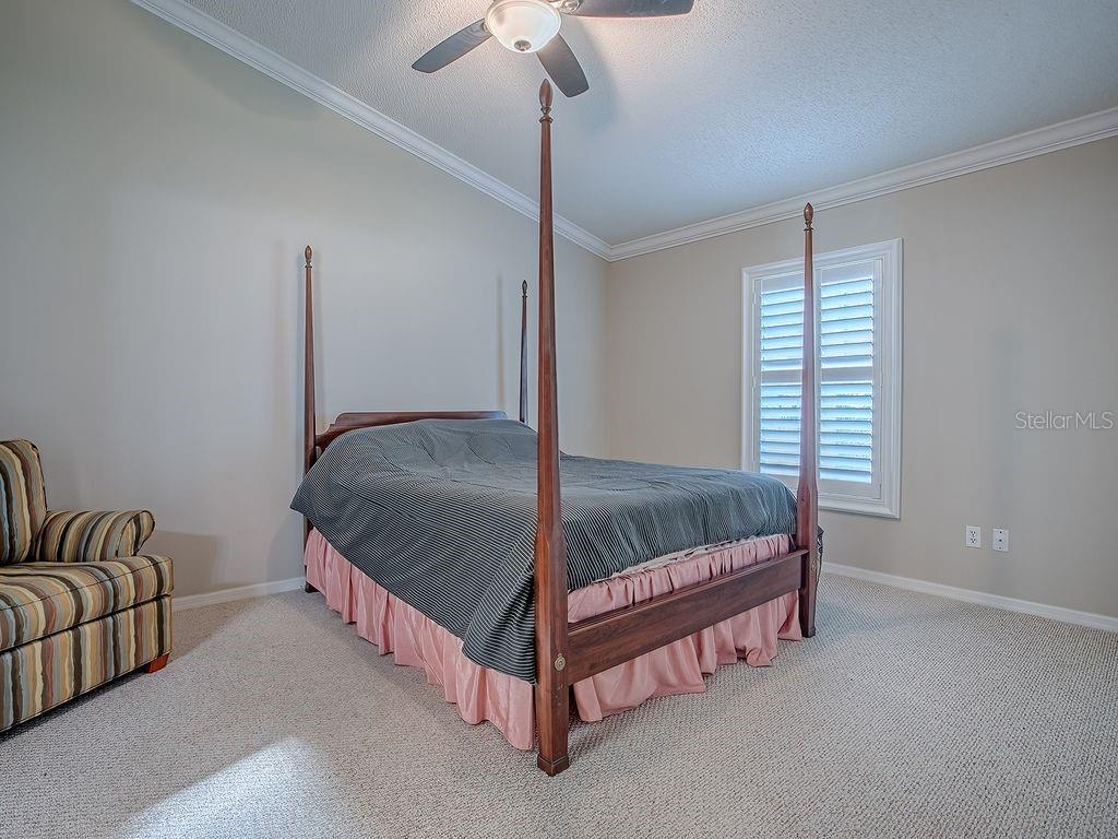 Image 17 of 41 For 4625 River Ridge Drive