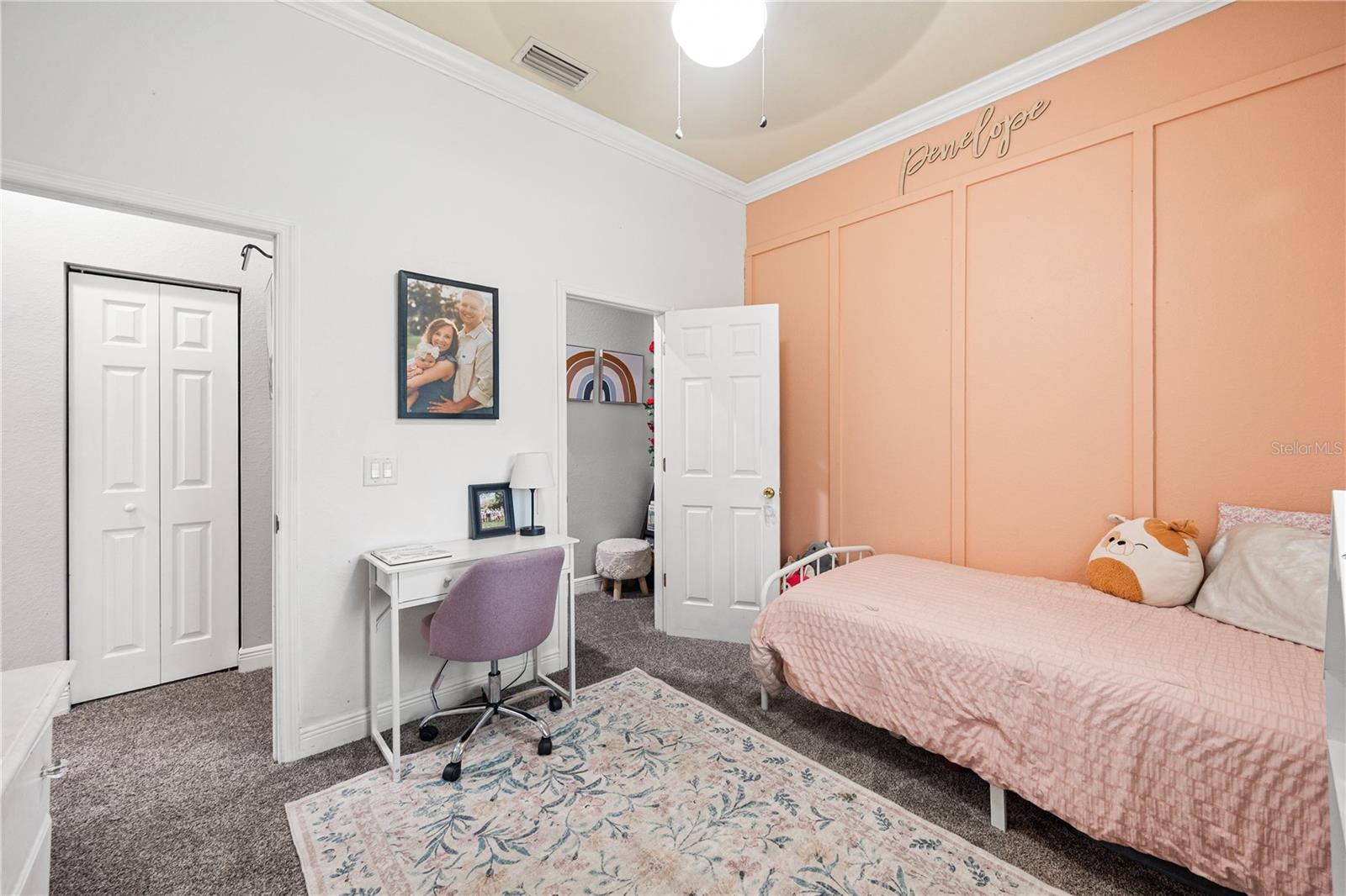 Image 36 of 49 For 1390 Cr 652a