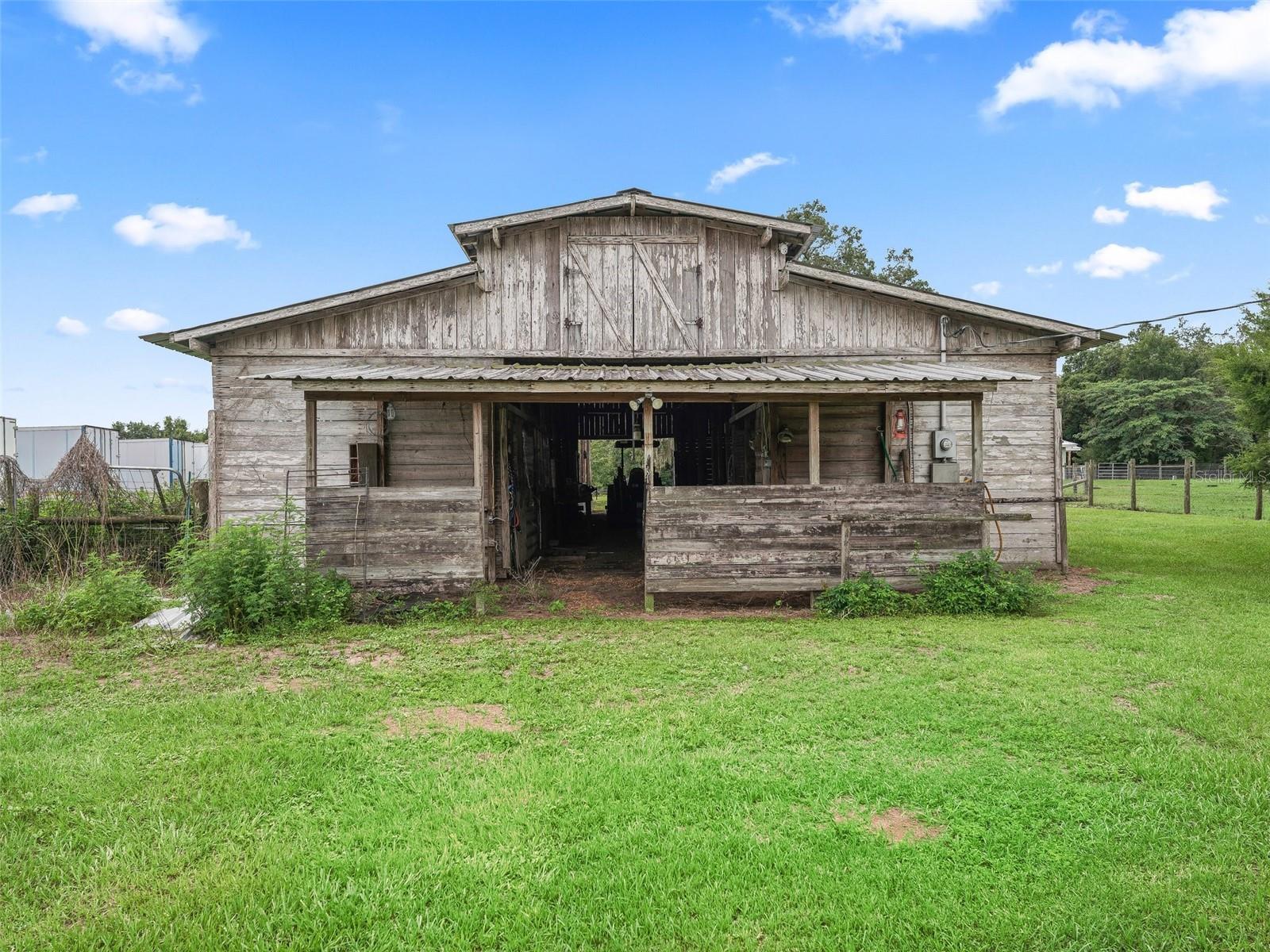 Image 30 of 47 For 8567 Cr 635  
