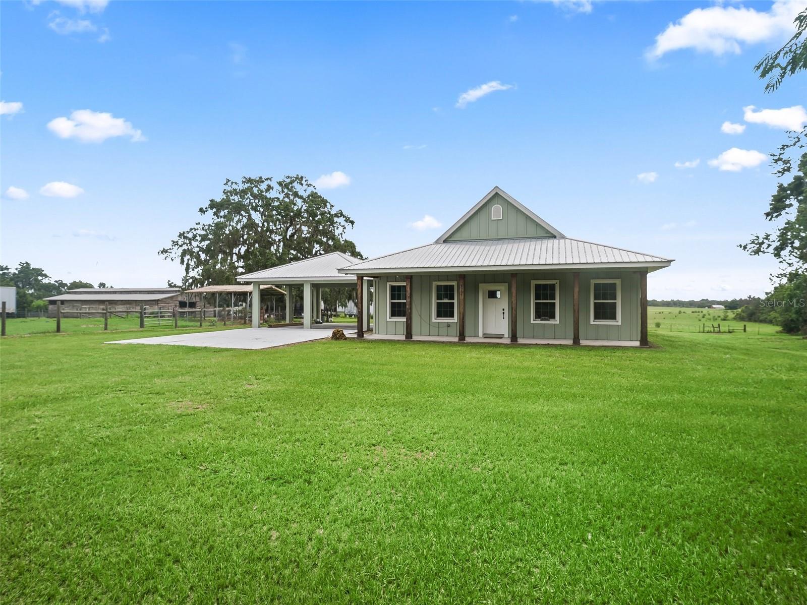 Image 4 of 47 For 8567 Cr 635  