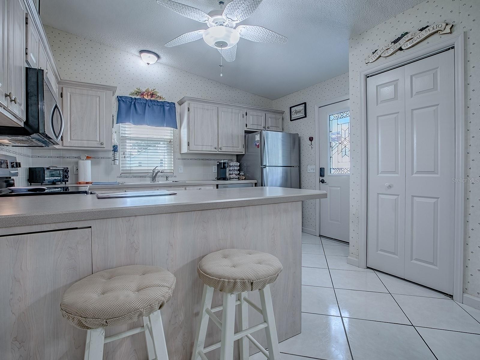 Image 10 of 55 For 940 Chula Court