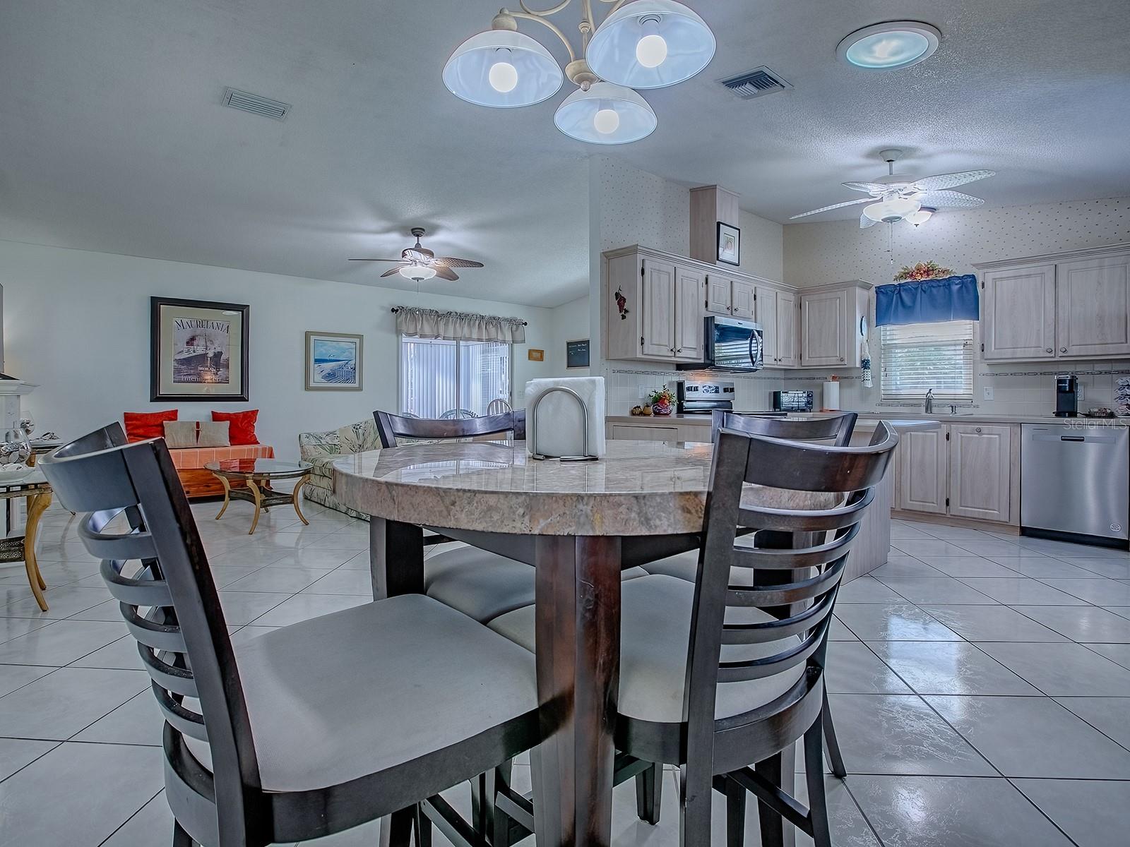 Image 12 of 55 For 940 Chula Court