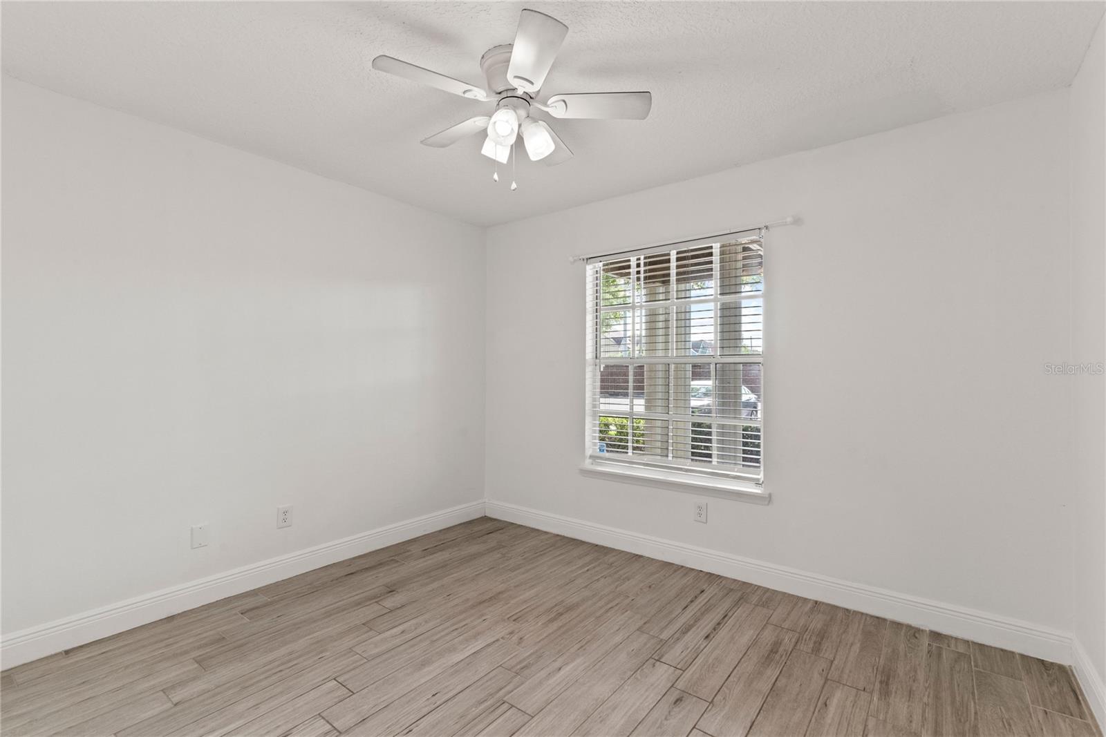 Image 19 of 31 For 108 Reserve Circle 108