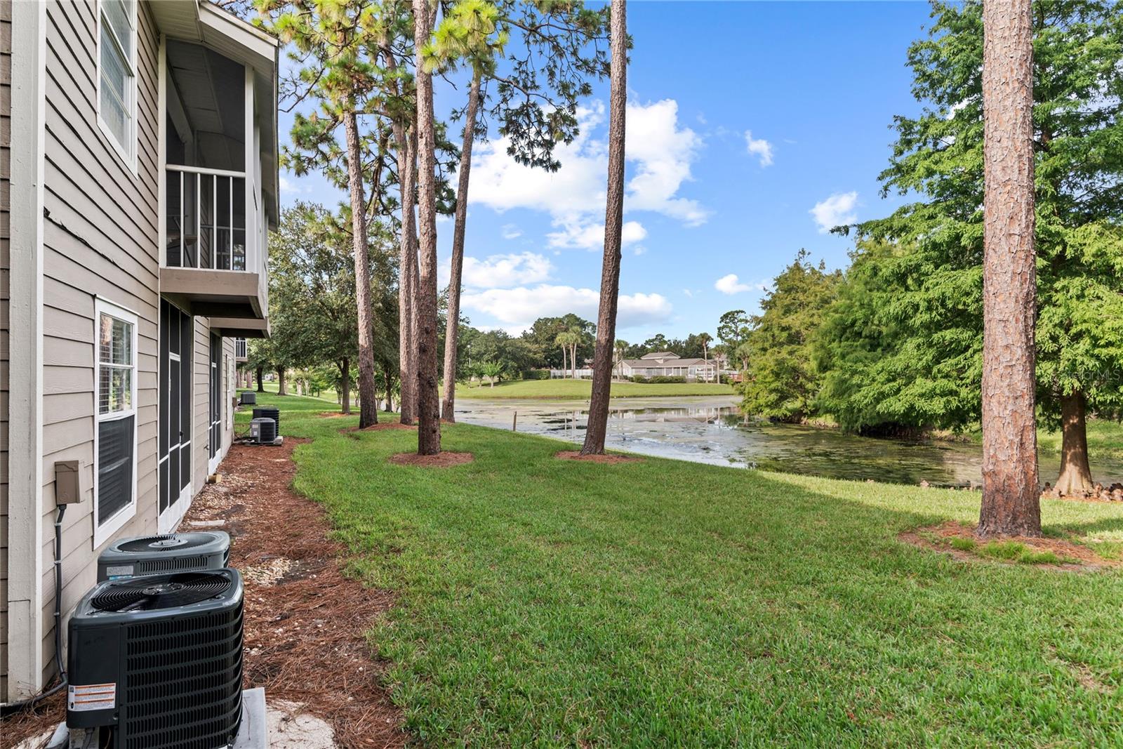 Image 24 of 31 For 108 Reserve Circle 108