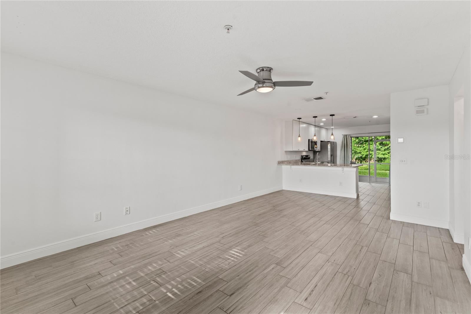 Image 5 of 31 For 108 Reserve Circle 108