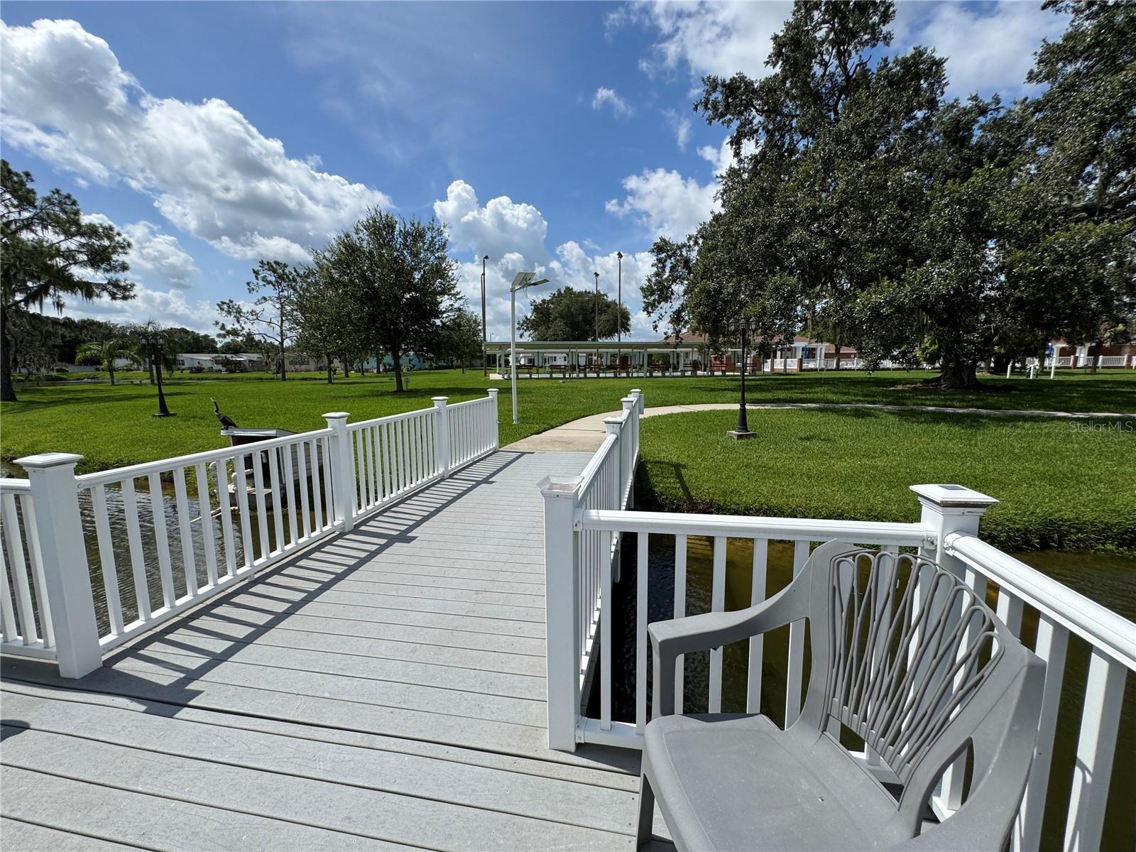 Image 31 of 42 For 4805 Colonnades Cir E