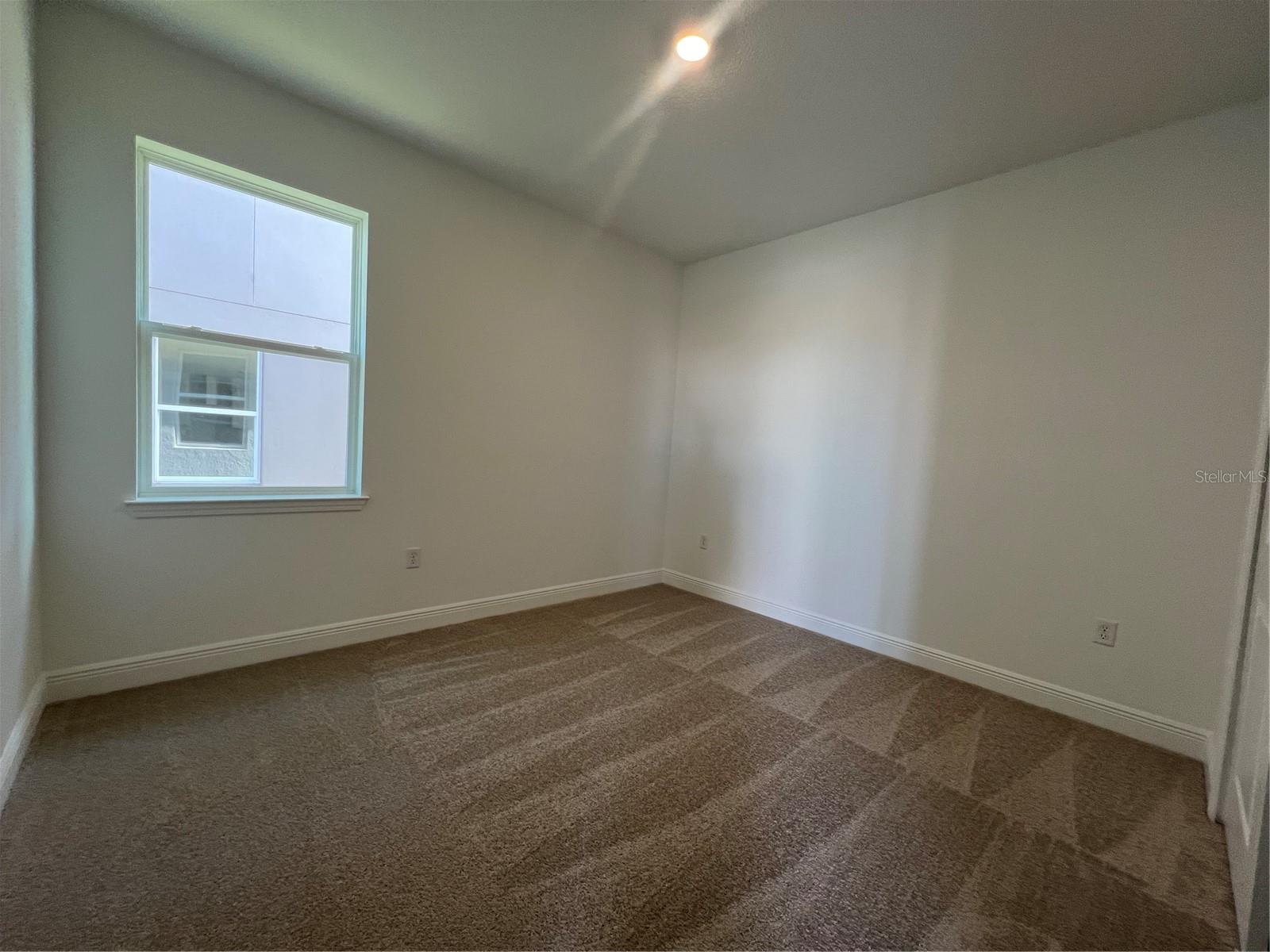 Image 15 of 21 For 1860 Sunshine Peak Drive