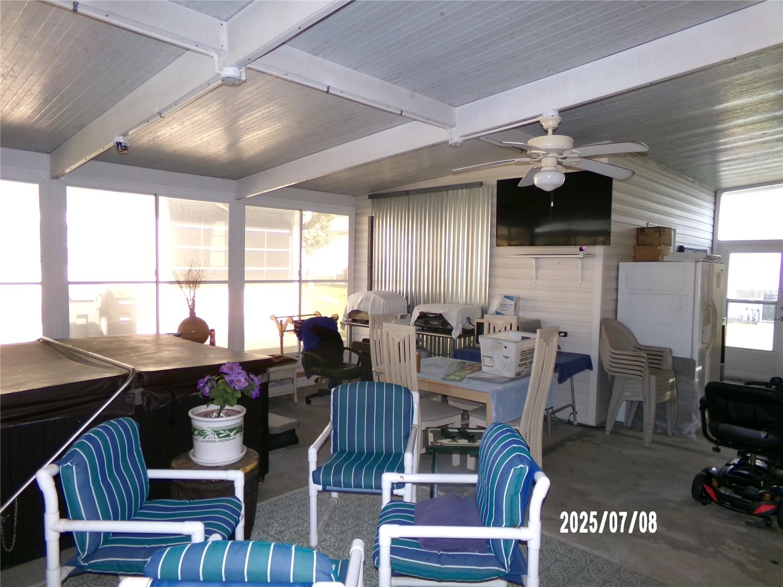 Image 43 of 92 For 356 Sue Avenue