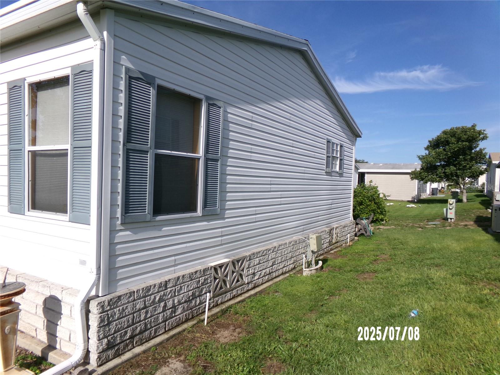 Image 6 of 92 For 356 Sue Avenue