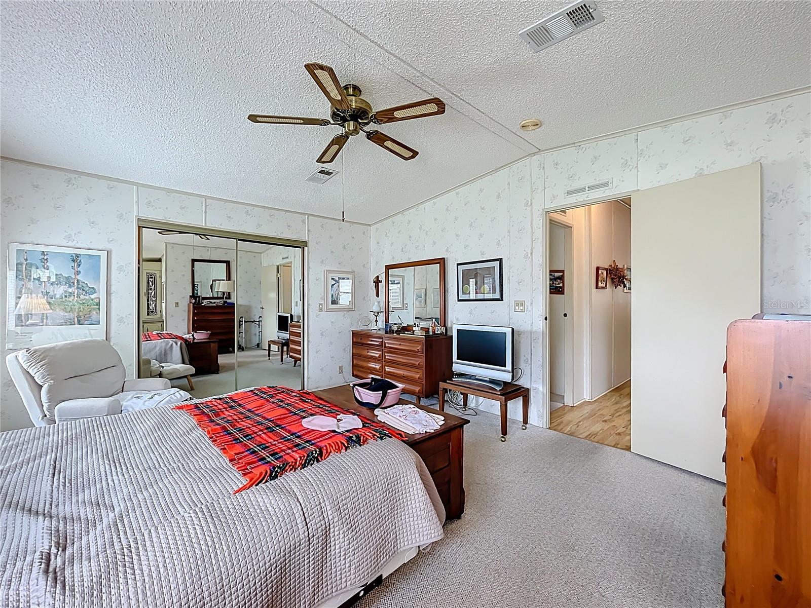 Image 19 of 34 For 2913 Manatee Road