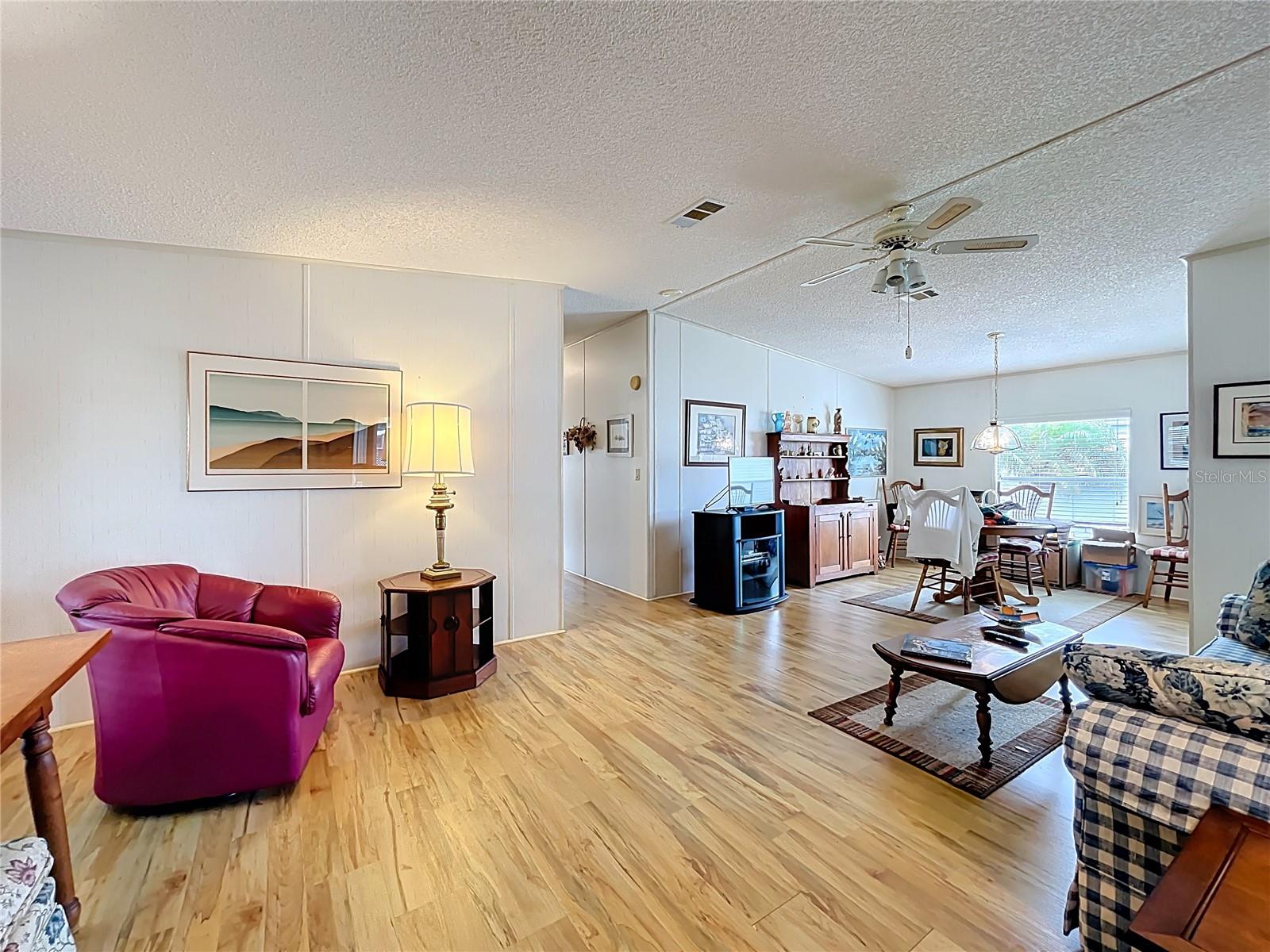 Image 6 of 34 For 2913 Manatee Road