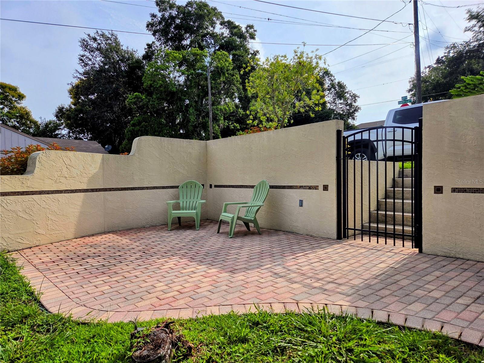 Image 13 of 42 For 1220 Country Club Road