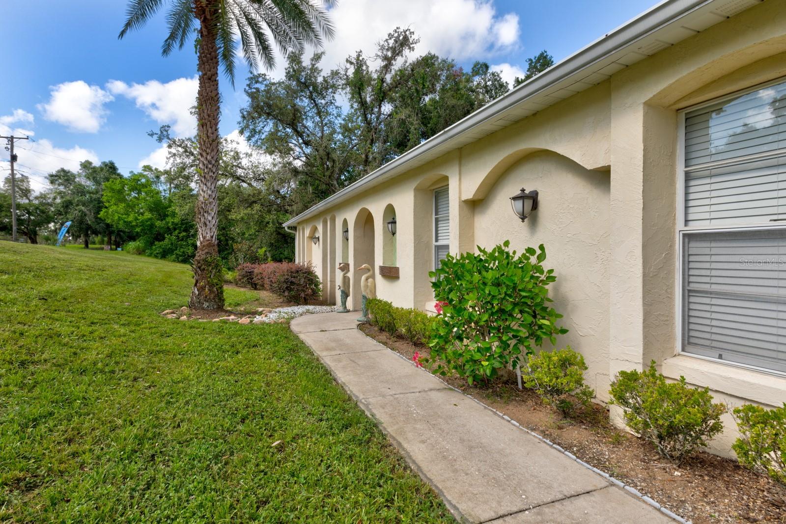 Image 15 of 42 For 1220 Country Club Road