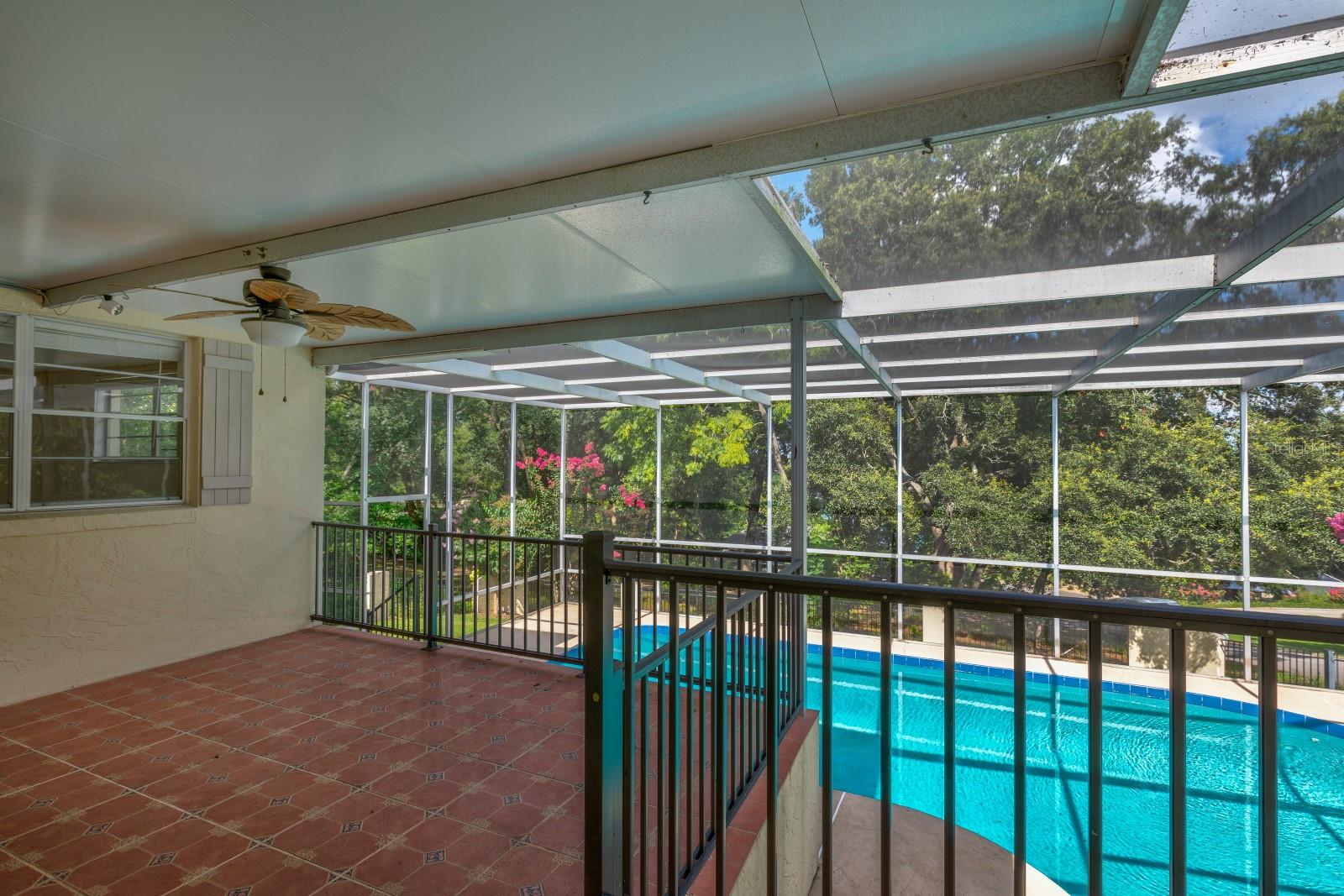 Image 34 of 42 For 1220 Country Club Road
