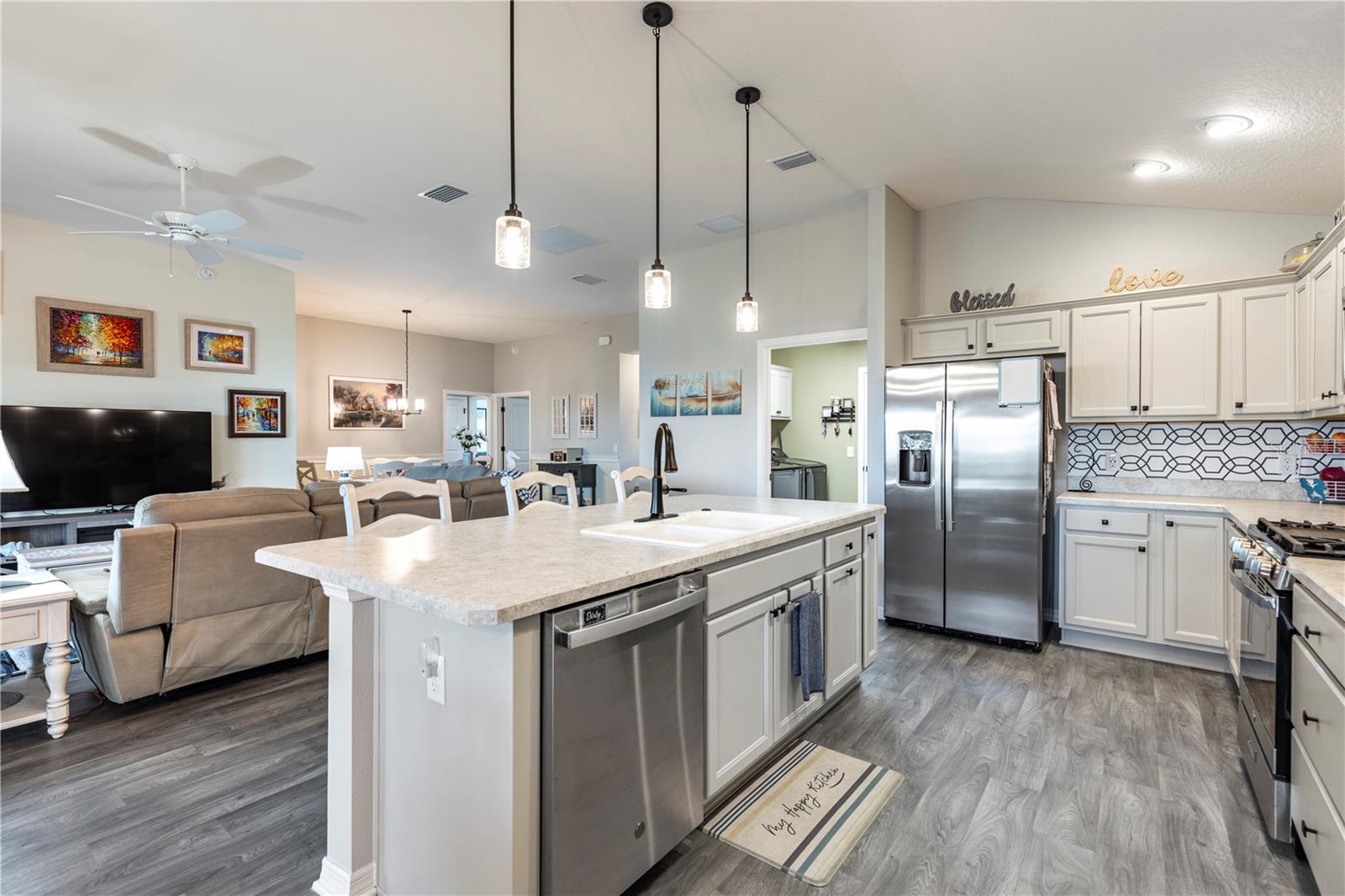 Image 18 of 51 For 2810 Navy Hill Circle