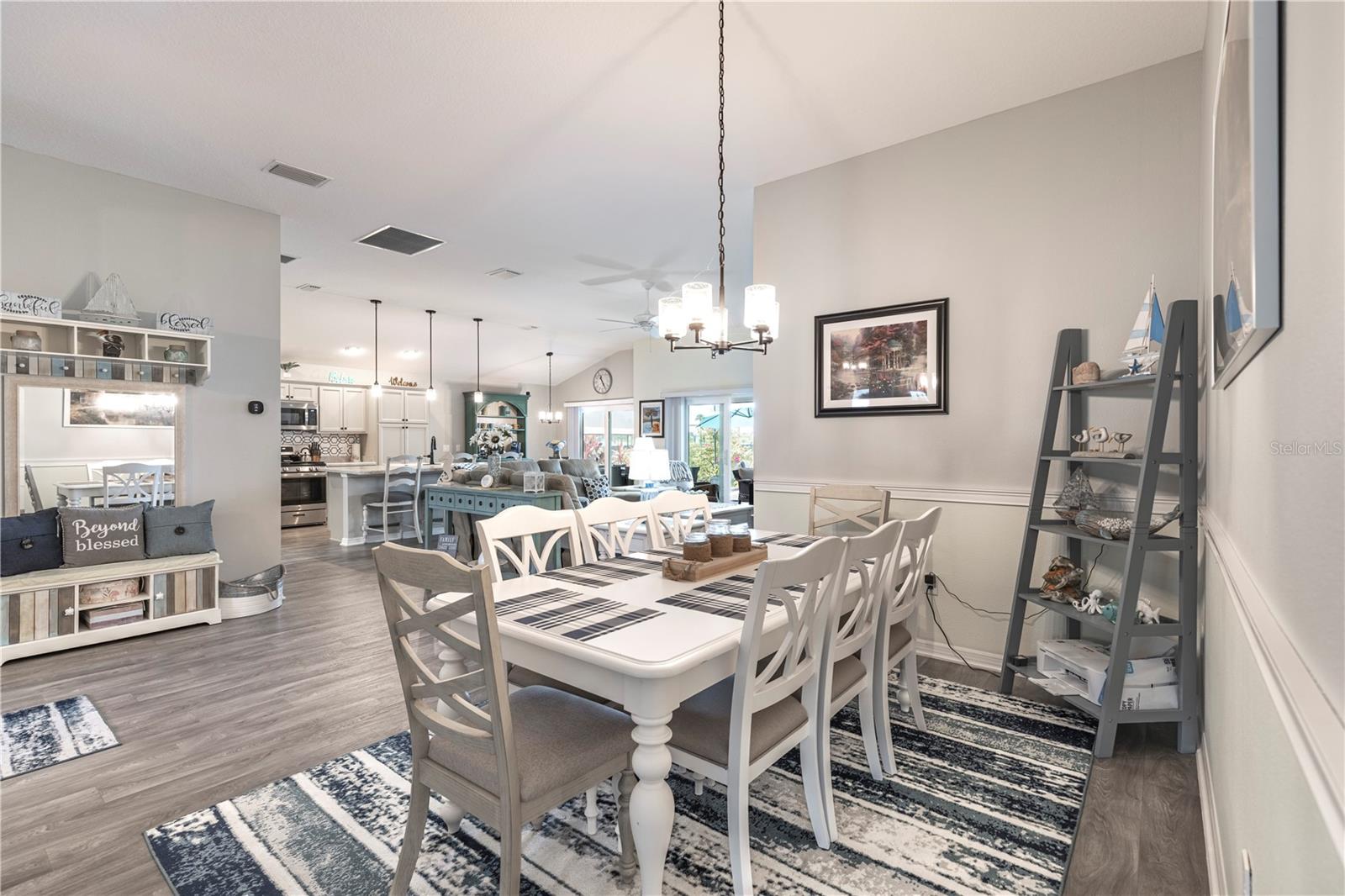 Image 4 of 51 For 2810 Navy Hill Circle